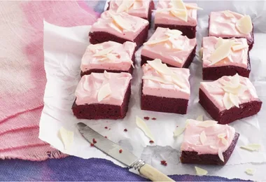 Red velvet brownies