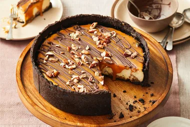 Oreo Caramel Cheesecake