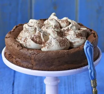Espresso, chocolate & chilli cake with coffee cream icing