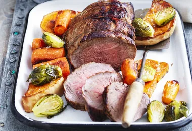 Roast beef and vegetables with onion gravy