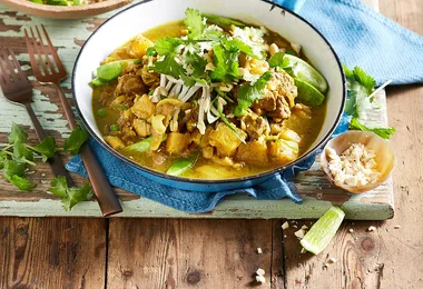 Easy pork and pineapple curry