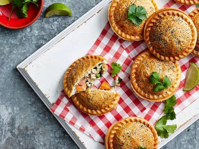 Thai Green Chicken Curry Pies Recipe | New Idea