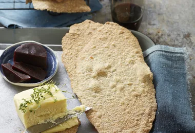 DIY Lavosh Crackers