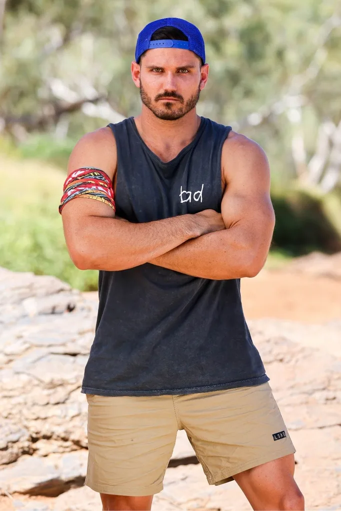 survivor australia simon