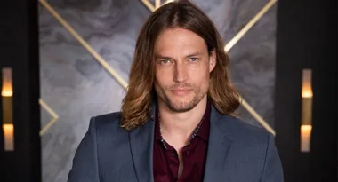 David Genat shocks fans with his dramatic new look