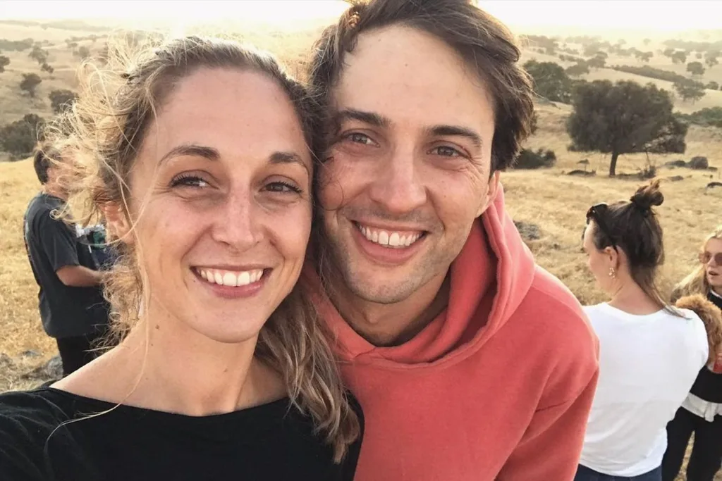 survivor australia hayley leake fiance
