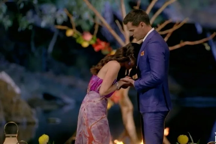 bachelor jimmy dumps brooke