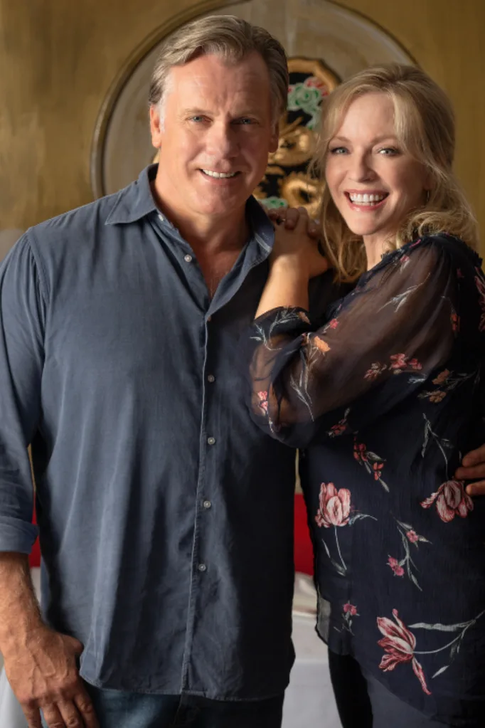 Rebecca Gibney Erik Thomson in Back To The Rafters