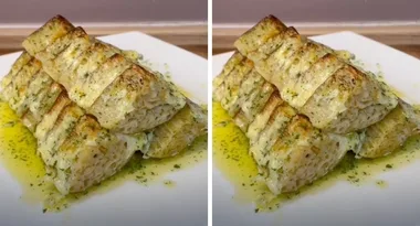 The easiest TikTok hack to make cheesy garlic bread with crumpets