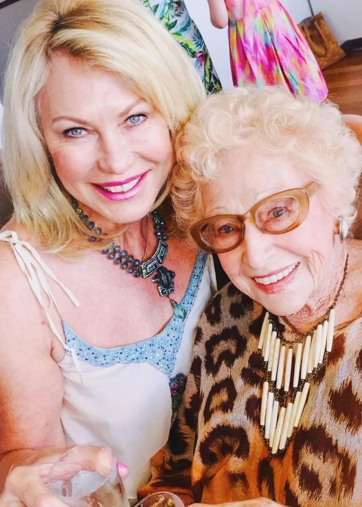 kerri-anne-kennerley-mother