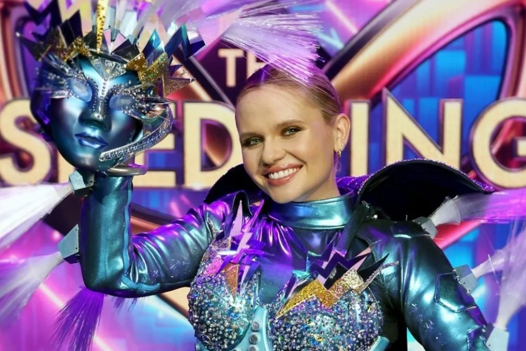 masked-singer-alli-simpson