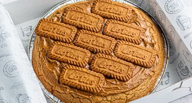 You can now get a 1kg Biscoff Cookie to be delivered straight to your door