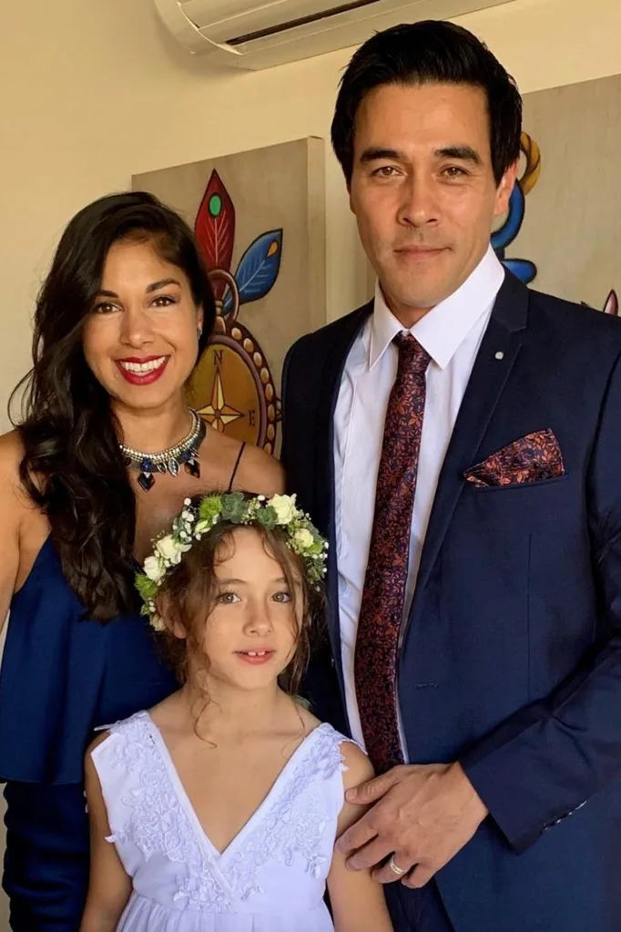 scout-james-stewart-sarah-roberts-sisters-wedding