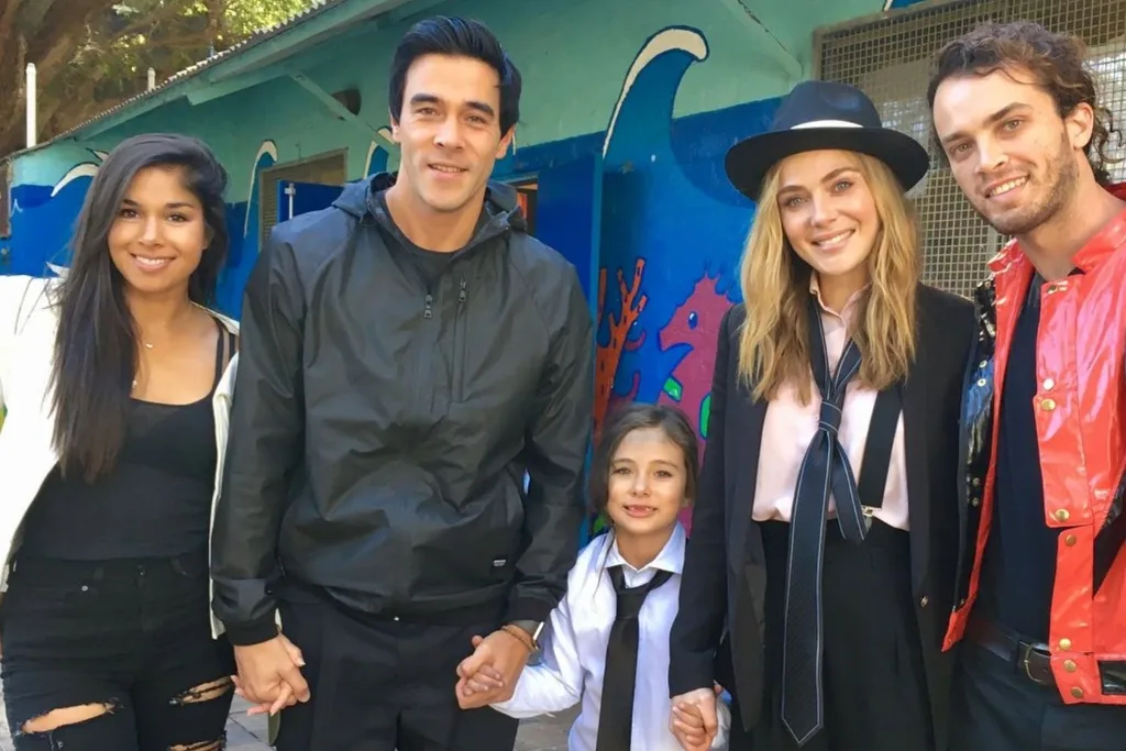 james-stewart-sarah-roberts-jess-marais-scout-michael-jackson-party