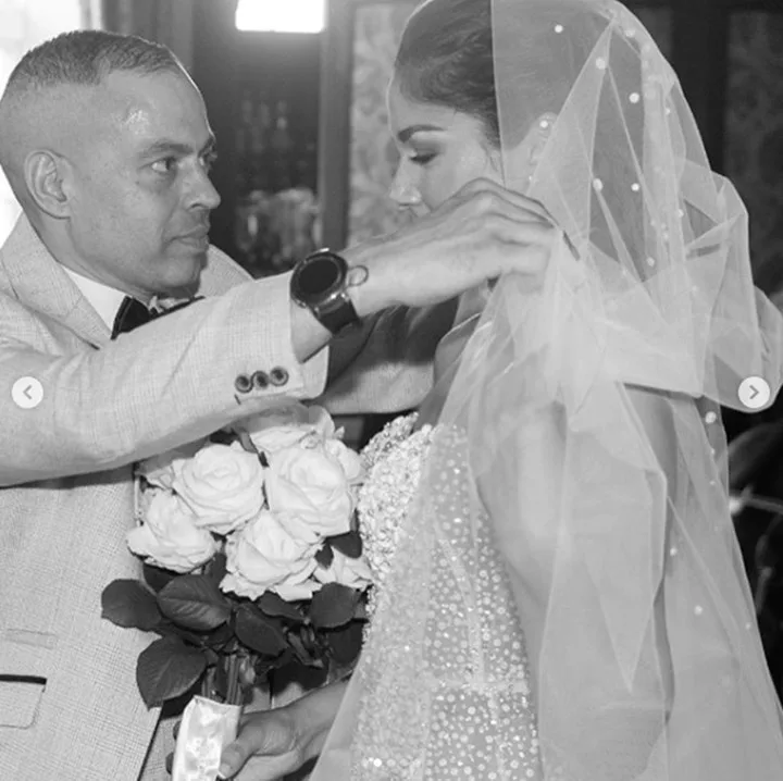 Karl de Abrew Sarah Roberts