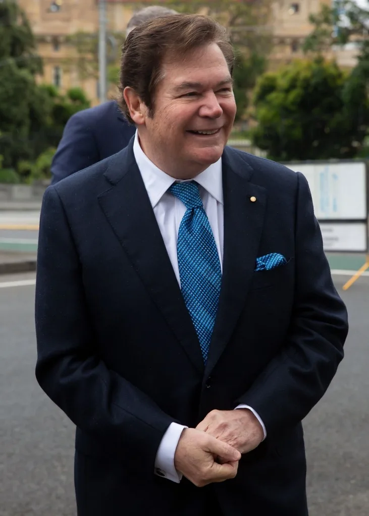 daryl-somers-bert-newton-funeral