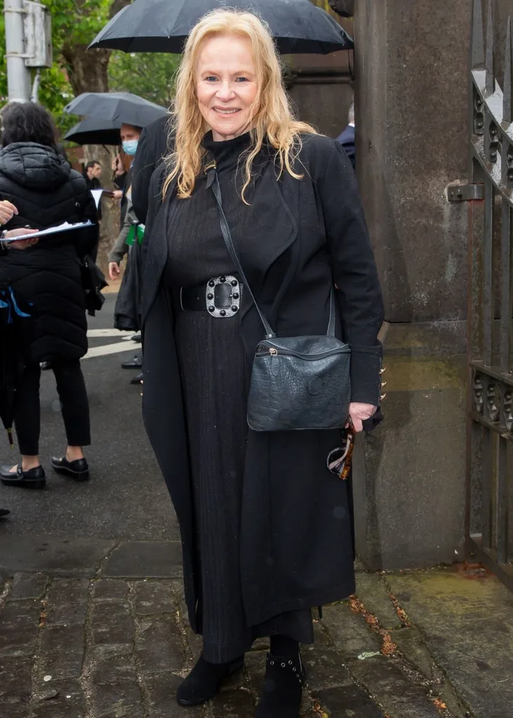 collette-mann-bert-newton-funeral