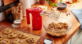 You&rsquo;ll be baking like a pro with these top hand mixers