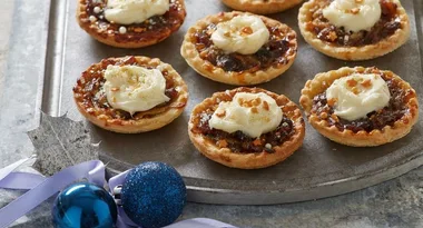 Bake up a storm with these delicious apple fruit mince tarts