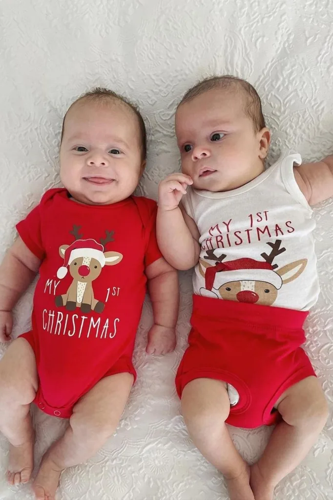 jackie gillies twin boys