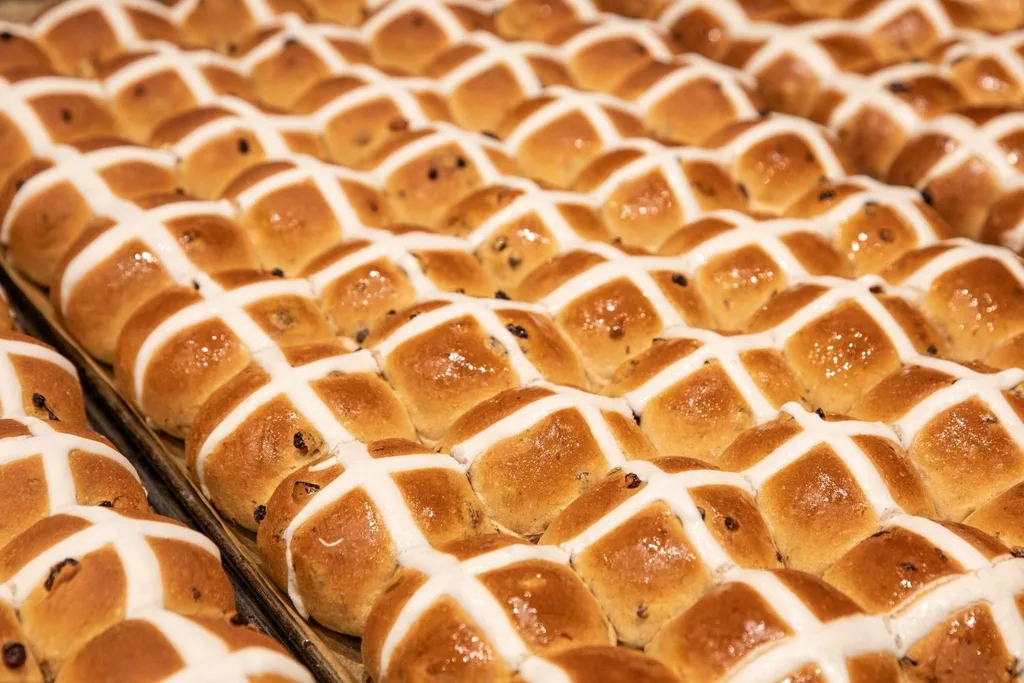 caramilk hot cross buns