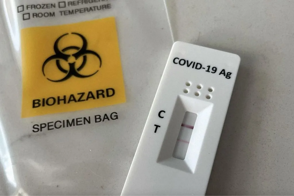 positive-covid-rapid-antigen-test