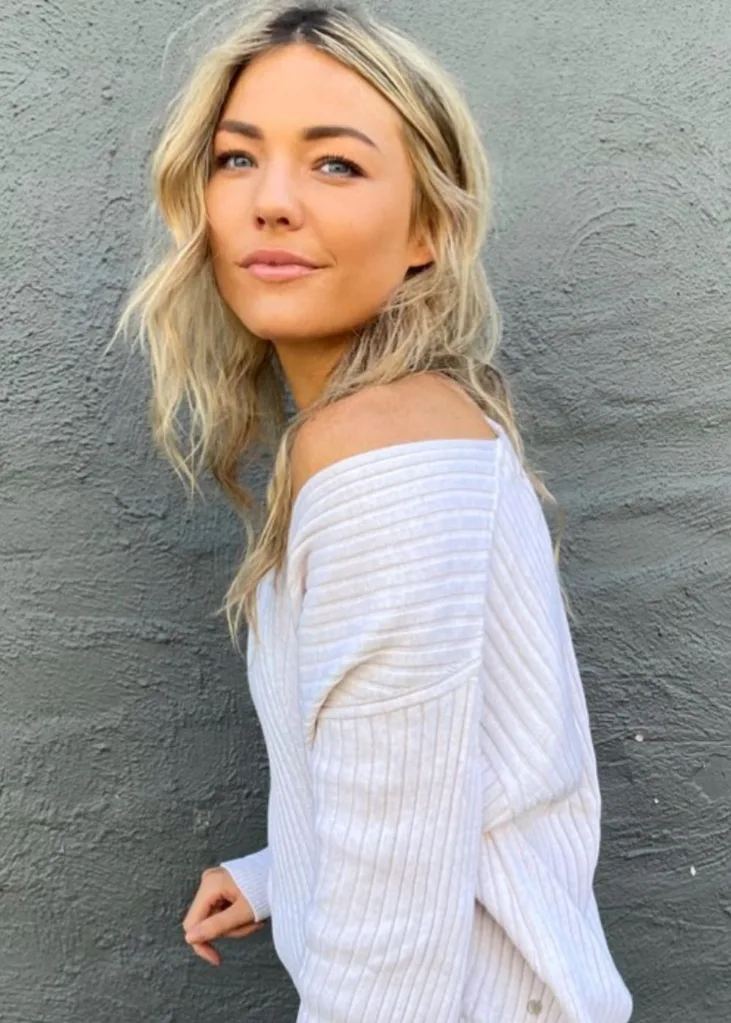 sam-frost-home-and-away
