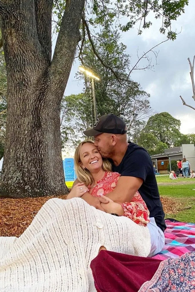 becky-miles-pregnant