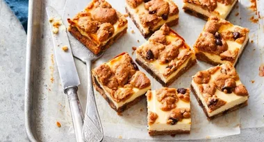 You won’t be able to resist this 4-Ingredient choc chip cheesecake