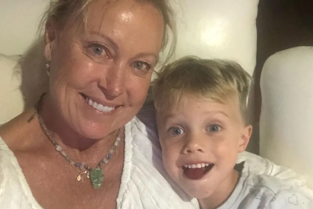 lisa-curry-grandson-flynn