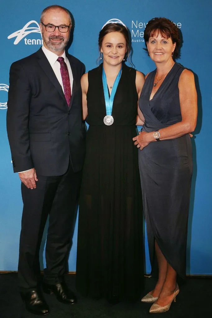 ash-barty-parents