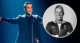 Robbie Williams honours Shane Warne while performing Down Under