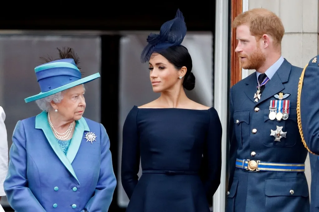 the-queen-prince-harry-meghan-markle