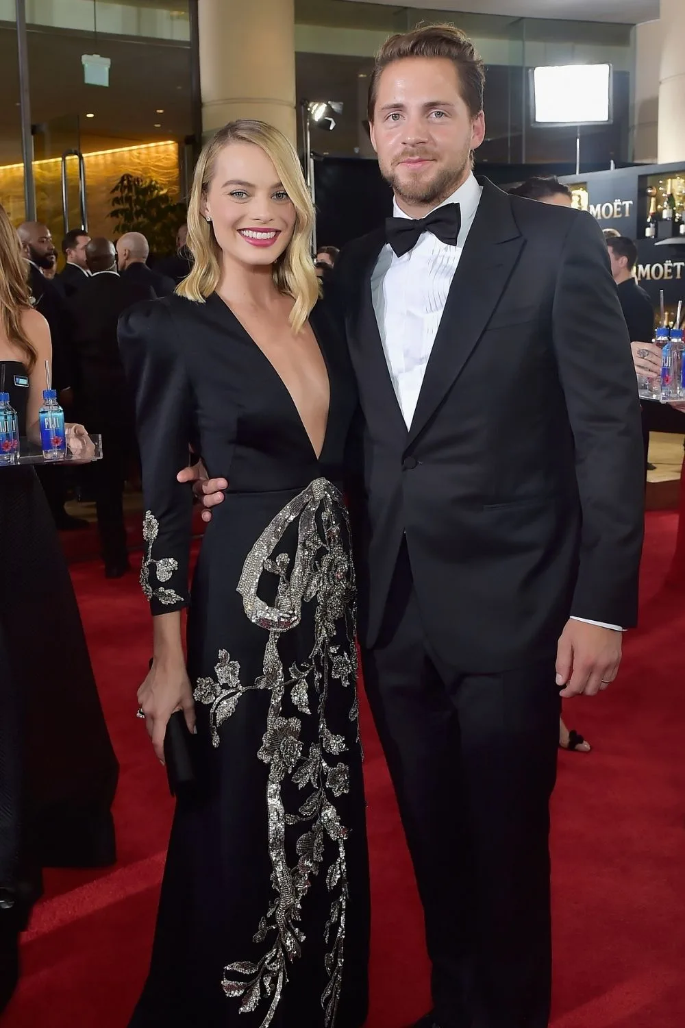 margot-robbie-tom-ackerley
