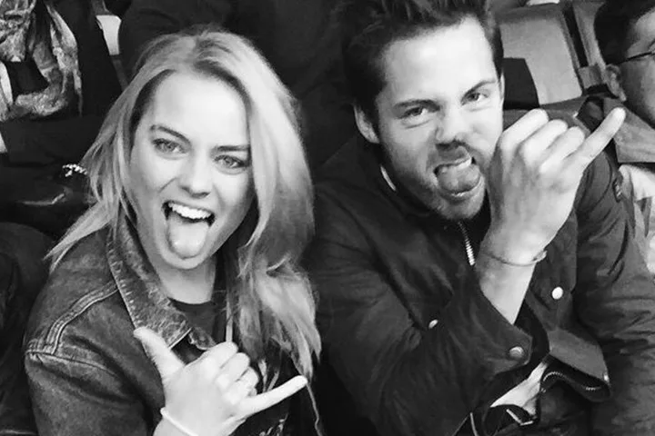 margot-robbie-tom-ackerley-black-and-white