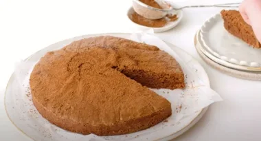 These 4-ingredient Nutella air fryer brownies are shockingly simple to make!