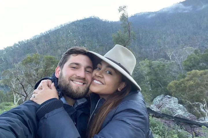 Jessica Mauboy  Themeli Magripili