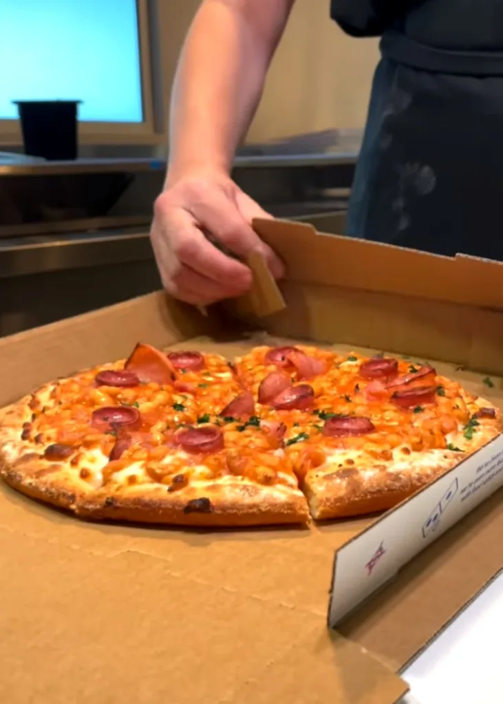heinz-beans-pizza-box
