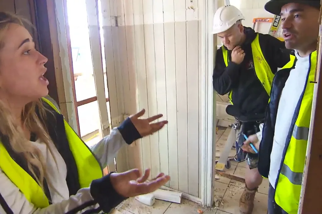 Sarah-Jane and Tom are under the pump to finish their master bedroom