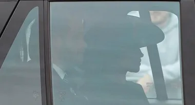 Prince Harry and Meghan Markle turn heads as they arrive at Queen’s Funeral