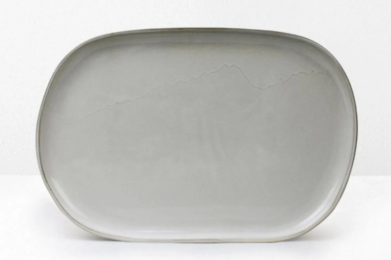 aura-home-robert-gordon-serving-platter