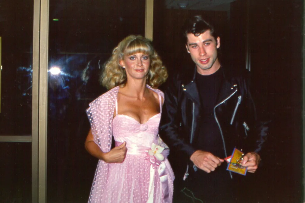 olivia-newton-john-john-travolta-grease