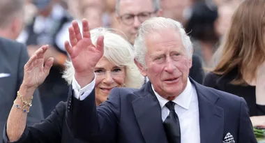King Charles returns to London to appoint Rishi Sunak as PM