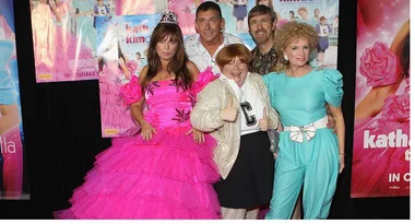 Magda Szubanski teases surprise guest stars in Kath and Kim 20 year reunion special