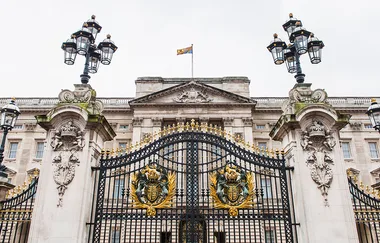 BREAKING: Buckingham Palace in lockdown