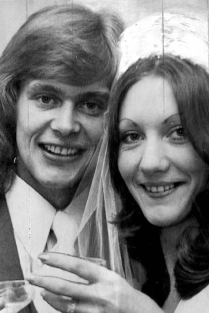john farnham wife