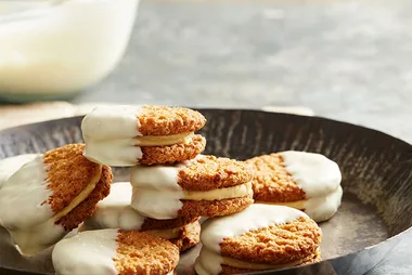Caramel Cheesecake Cookie Sandwiches