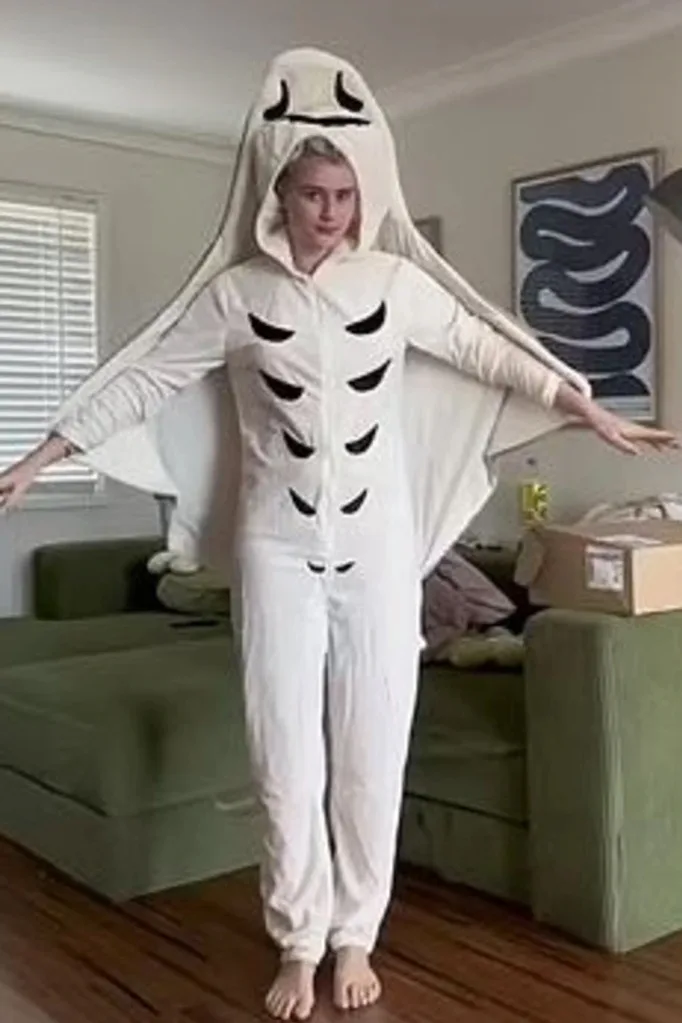 sophia begg stingray costume
