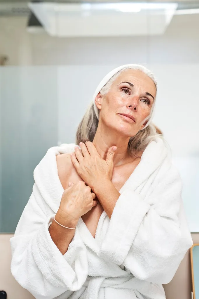 applying-skincare-to-neck