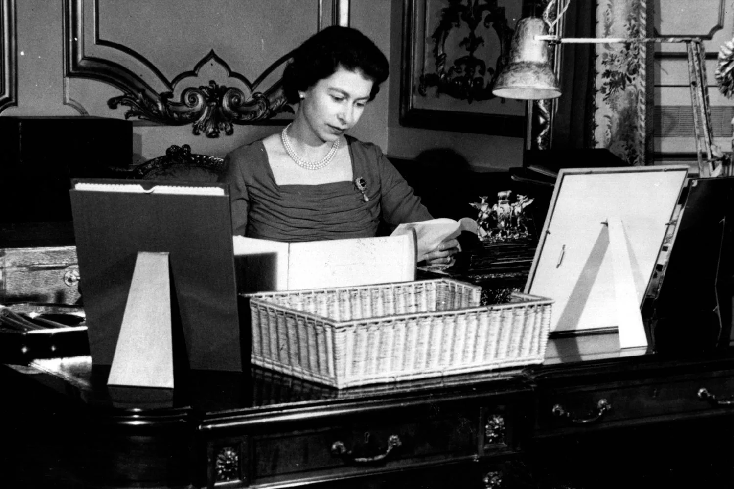 queen elizabeth young